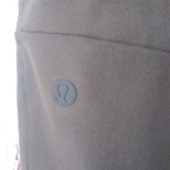 LuluLemon Joggers Tech Warpstreme Stretch Green Drawstring Athletic Pants (M) - Picture 5 of 6